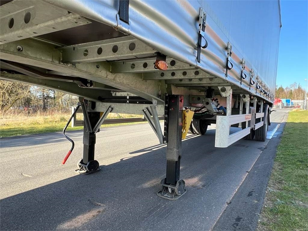 Hangler SES-H 250 RoadRunner RH 140 27-pallers - Gardintra - Curtainsider semi-trailer: picture 4 Hangler SES-H 250 RoadRunner RH 140 27-pallers - Gardintra - Curtainsider semi-trailer: picture 4