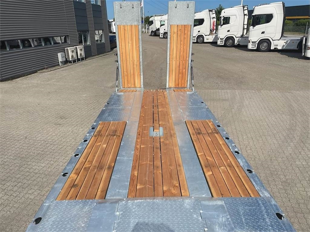 Low loader trailer Hangler VTS-H 400 4 akslet - 2 delt ramper: picture 12