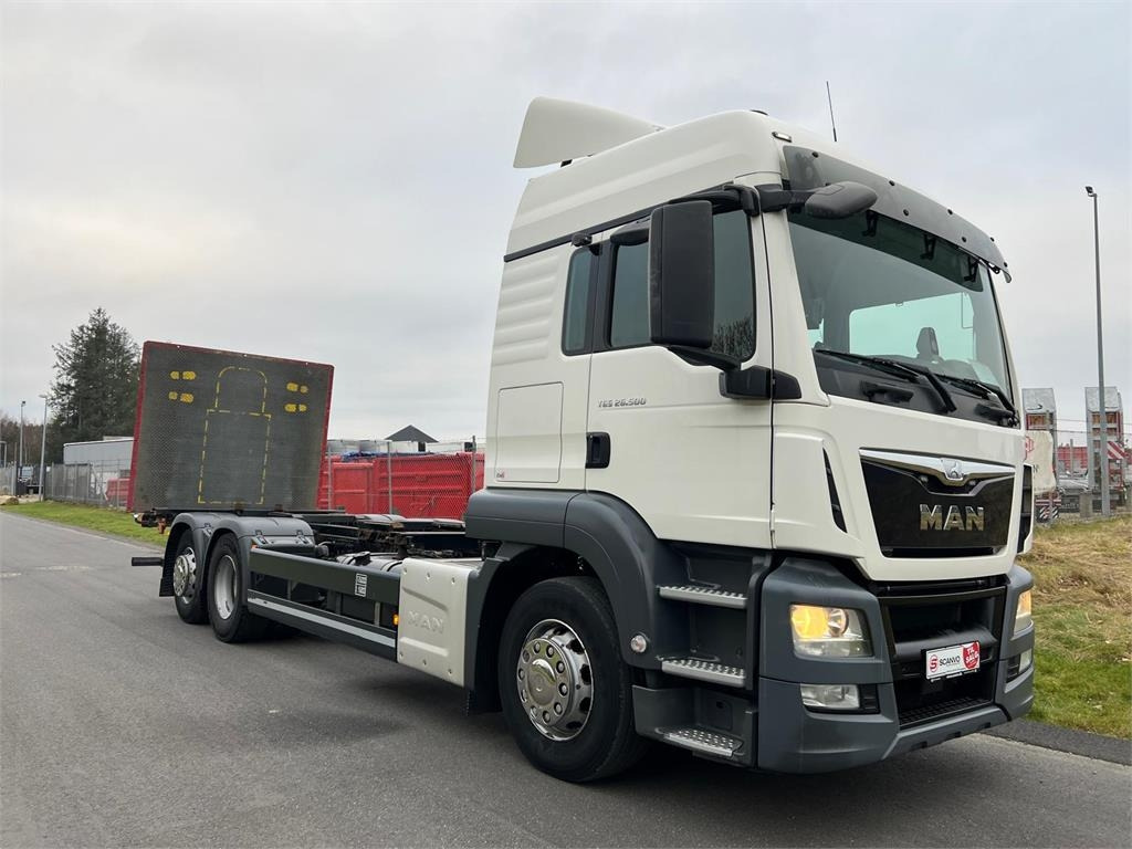 MAN TGS 26-500 6x2-4 LL - Container transporter/ Swap body truck: picture 2 MAN TGS 26-500 6x2-4 LL - Container transporter/ Swap body truck: picture 2