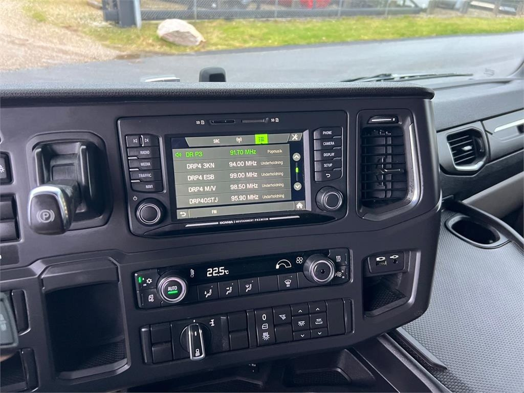 Scania P280 B 4x2 NB - Curtain side truck: picture 5 Scania P280 B 4x2 NB - Curtain side truck: picture 5