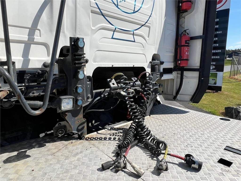 Scania R500 6X2 NB - hydraulik kit - Tractor unit: picture 3 Scania R500 6X2 NB - hydraulik kit - Tractor unit: picture 3