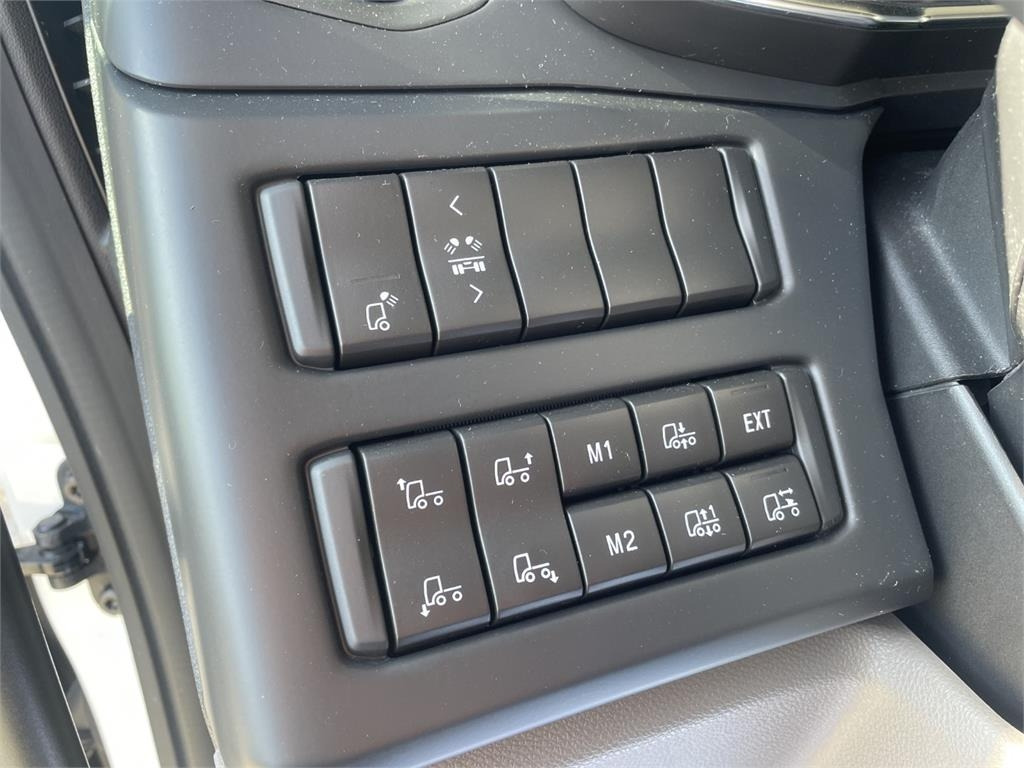 Tractor unit Scania S660 A 6x2 NB 2950: picture 18