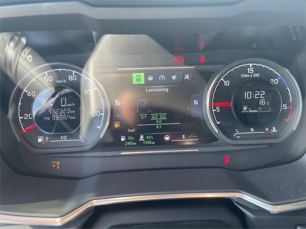 Tractor unit Scania S660 A 6x2 NB 2950: picture 6