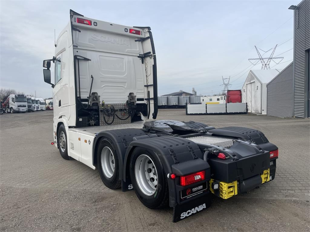 Scania S660 A 6x2 NB 2950 - Tractor unit: picture 3 Scania S660 A 6x2 NB 2950 - Tractor unit: picture 3