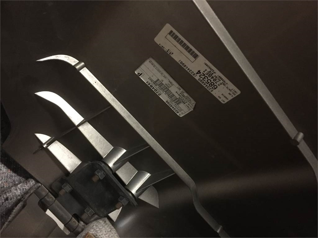 Volvo FH4 Globetrotter tagspoiler - Aerodynamics/ Spoiler for Truck: picture 4 Volvo FH4 Globetrotter tagspoiler - Aerodynamics/ Spoiler for Truck: picture 4