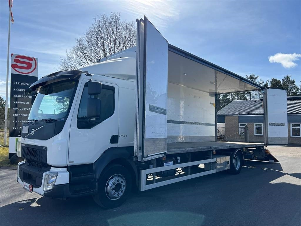 Volvo FL 16 ton 250HK - Box truck: picture 1 Volvo FL 16 ton 250HK - Box truck: picture 1