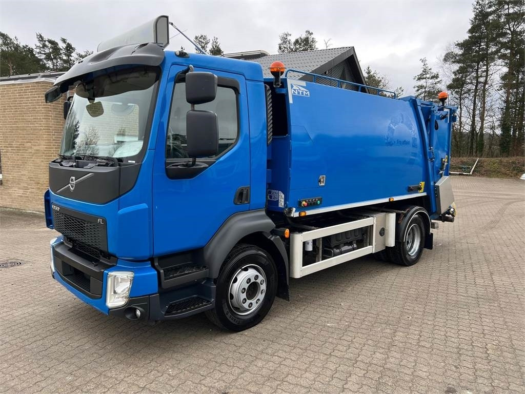 Volvo FL 240 (12 ton) NTM 9,7m3 - Garbage truck: picture 1 Volvo FL 240 (12 ton) NTM 9,7m3 - Garbage truck: picture 1