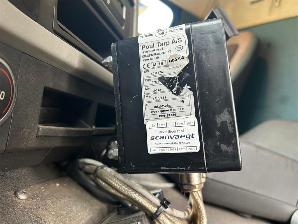 Volvo FM420 8x2*6 Trippel NTM 25m3 - Garbage truck: picture 4 Volvo FM420 8x2*6 Trippel NTM 25m3 - Garbage truck: picture 4