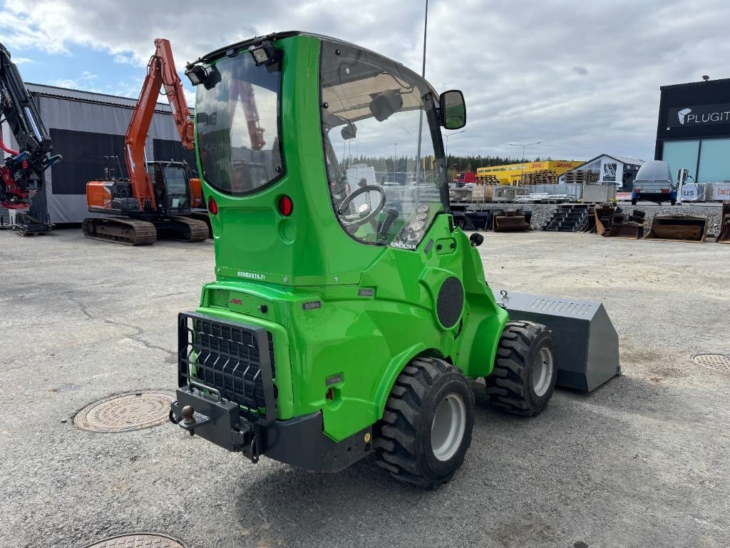 Avant R 28 Vähän ajettu - Compact loader: picture 5 Avant R 28 Vähän ajettu - Compact loader: picture 5