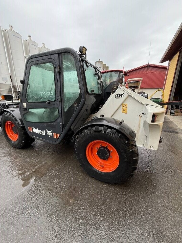Bobcat T 2556 - Telescopic handler: picture 1 Bobcat T 2556 - Telescopic handler: picture 1