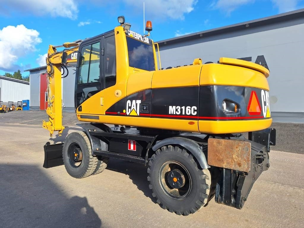 CAT M316C - Wheel excavator: picture 2 CAT M316C - Wheel excavator: picture 2