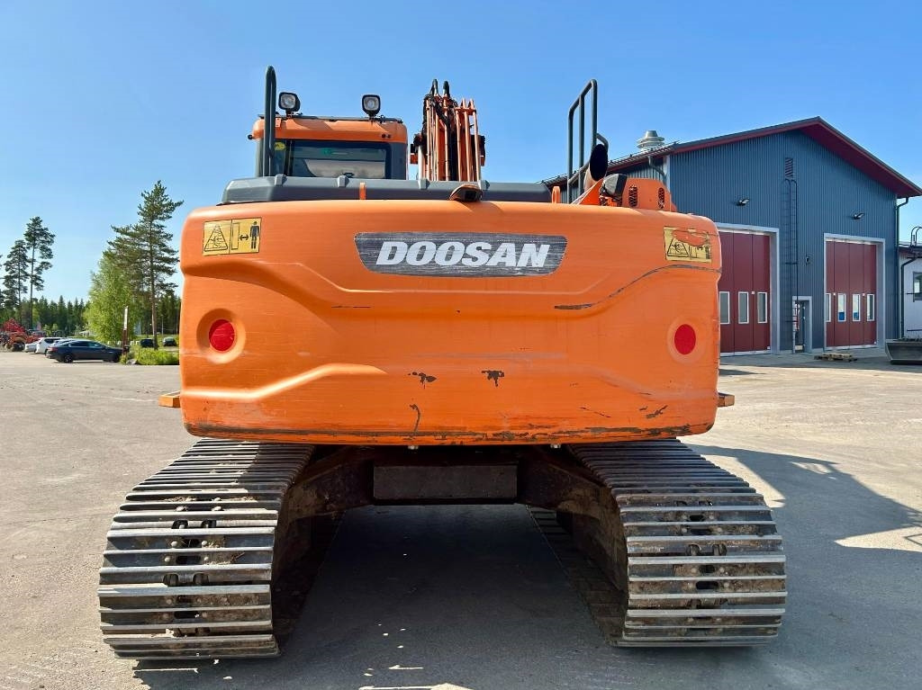 Doosan DX160LC-3 KALLISTAJA+PYÖRITTÄJÄ - Crawler excavator: picture 4 Doosan DX160LC-3 KALLISTAJA+PYÖRITTÄJÄ - Crawler excavator: picture 4