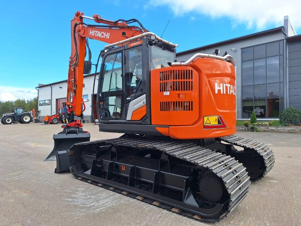 Hitachi MYYTY! SOLD! ZX135USL-7 -SUOALUSTA- - Crawler excavator: picture 3 Hitachi MYYTY! SOLD! ZX135USL-7 -SUOALUSTA- - Crawler excavator: picture 3