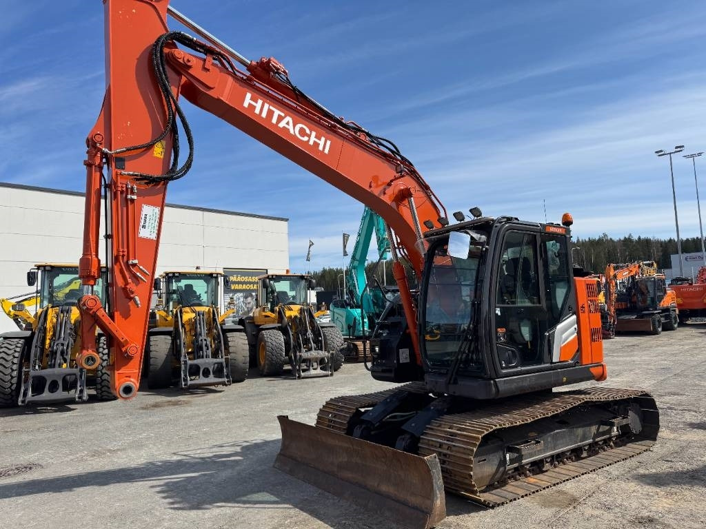 Hitachi ZX 135 USBL-7 Puskulevy - Crawler excavator: picture 2 Hitachi ZX 135 USBL-7 Puskulevy - Crawler excavator: picture 2