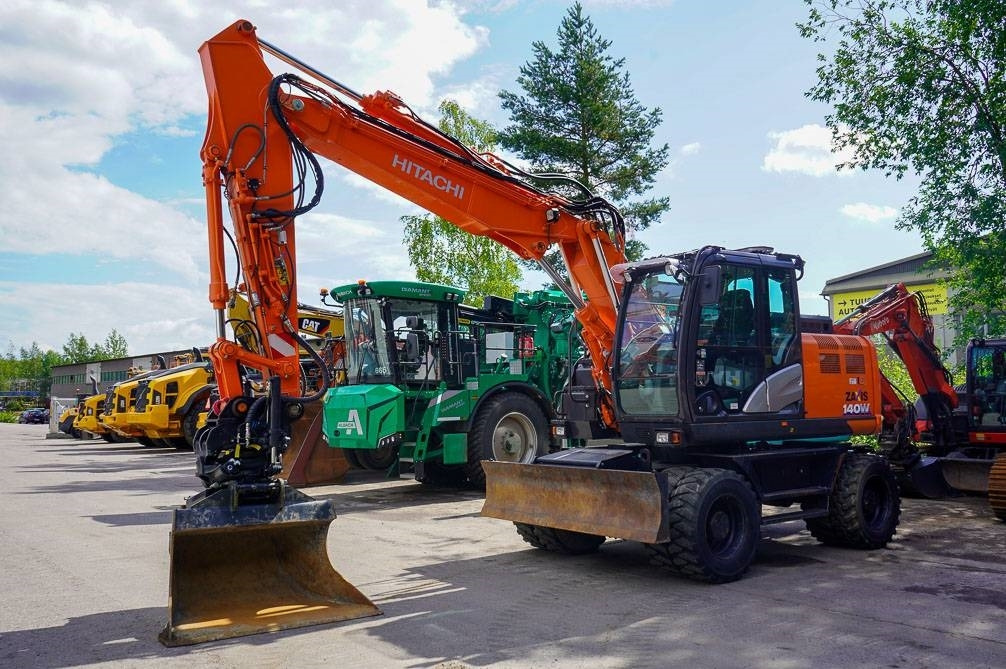 Hitachi ZX 140 W-6 - Wheel excavator: picture 2 Hitachi ZX 140 W-6 - Wheel excavator: picture 2