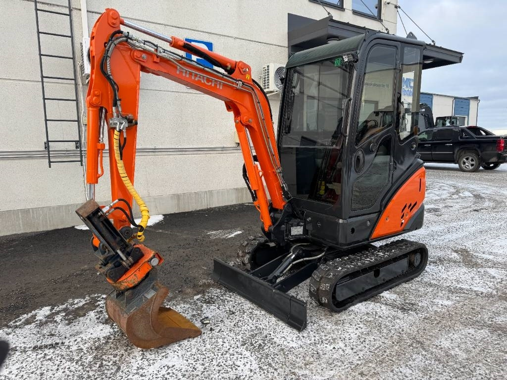 Hitachi ZX 18-3 CLR Kallistaja ja pyöritys - Mini excavator: picture 2 Hitachi ZX 18-3 CLR Kallistaja ja pyöritys - Mini excavator: picture 2
