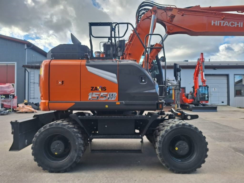Hitachi ZX155W-7 -STAGE 5- VÄHÄN AJETTU  - Wheel excavator: picture 5 Hitachi ZX155W-7 -STAGE 5- VÄHÄN AJETTU  - Wheel excavator: picture 5