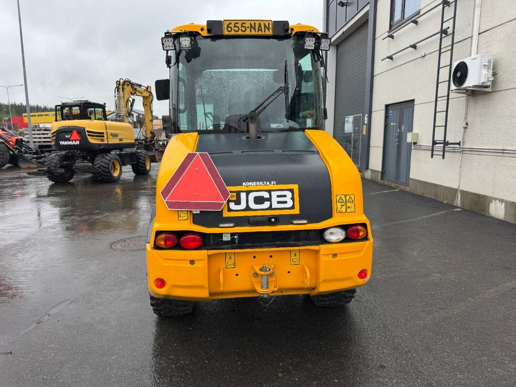JCB 407 SV RUNSAASTI LISÄVARUSTEITA - Wheel loader: picture 5 JCB 407 SV RUNSAASTI LISÄVARUSTEITA - Wheel loader: picture 5