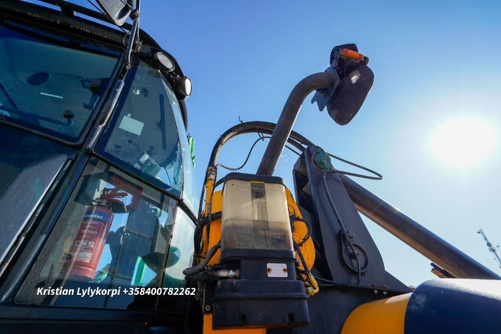 Wheel loader JCB 437HT: picture 22