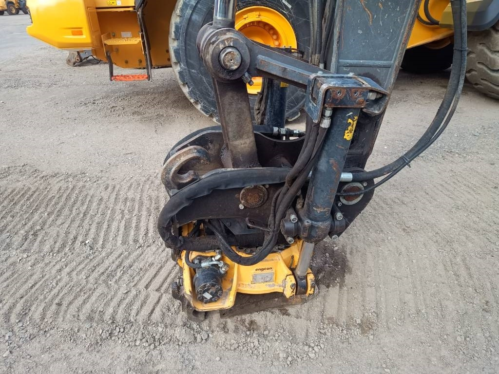 Volvo EC140DL PYÖRITTÄJÄLLÄ - Crawler excavator: picture 2 Volvo EC140DL PYÖRITTÄJÄLLÄ - Crawler excavator: picture 2