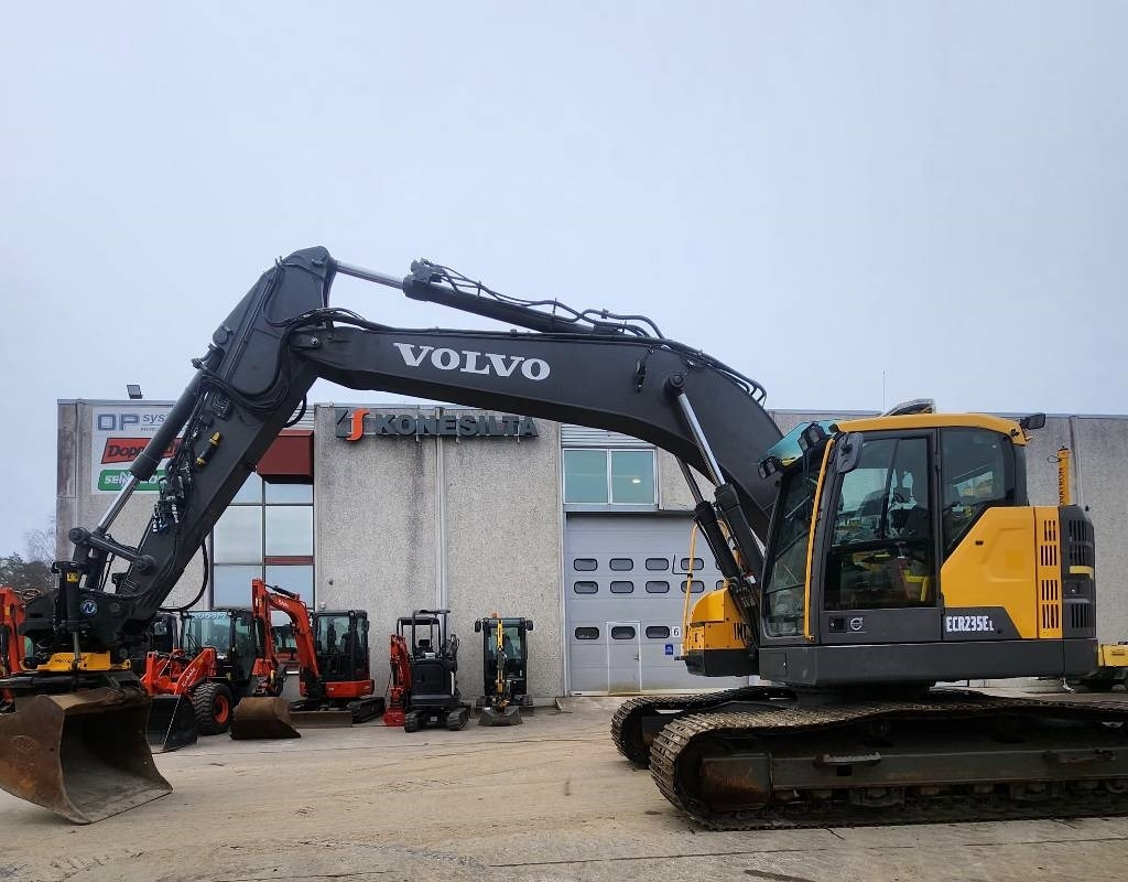 Volvo ECR235EL PIHTIENGCONILLA - Crawler excavator: picture 1 Volvo ECR235EL PIHTIENGCONILLA - Crawler excavator: picture 1
