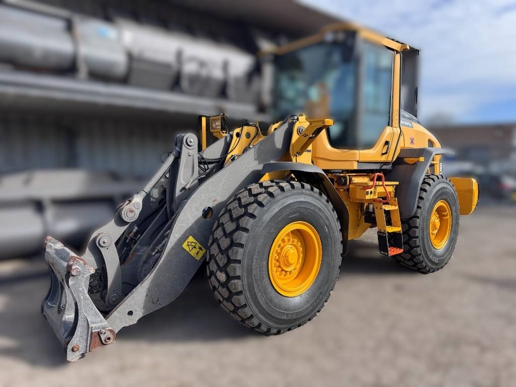 Volvo L70H LONG BOOM - Wheel loader: picture 3 Volvo L70H LONG BOOM - Wheel loader: picture 3