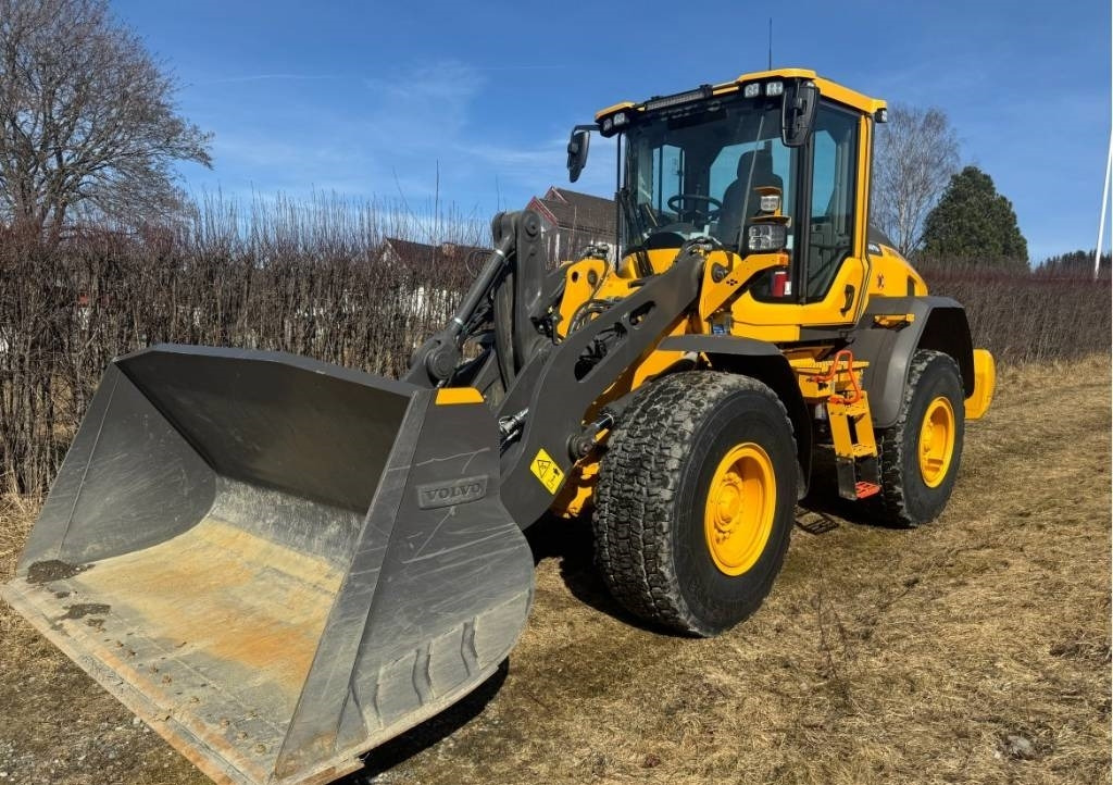 Volvo L70H2 - Wheel loader: picture 1 Volvo L70H2 - Wheel loader: picture 1