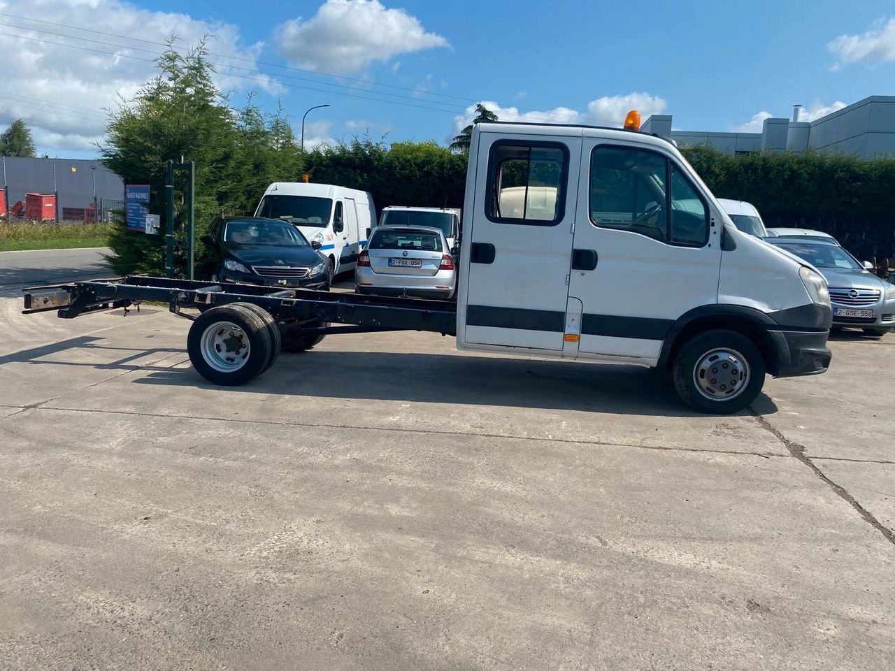 Iveco Daily 3.0 HPI. Doka 7 Sitze. Für Ersatzteile. - Cab chassis truck: picture 1 Iveco Daily 3.0 HPI. Doka 7 Sitze. Für Ersatzteile. - Cab chassis truck: picture 1