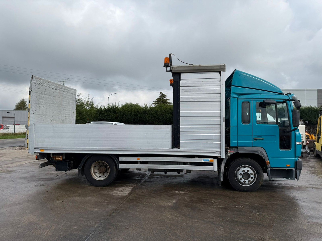 Volvo FL6-250. ALU Pritsche 5.00m. LBW. Klima. - Dropside/ Flatbed truck: picture 2 Volvo FL6-250. ALU Pritsche 5.00m. LBW. Klima. - Dropside/ Flatbed truck: picture 2