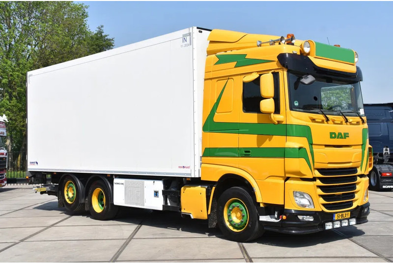 DAF XF 530 SC 6x2*4 + THERMO KING - 626 TKM - LEATHER SEATS - ELEVATOR - LED LIGHTS - EXCELLENT CONDITION - - Refrigerator truck: picture 2 DAF XF 530 SC 6x2*4 + THERMO KING - 626 TKM - LEATHER SEATS - ELEVATOR - LED LIGHTS - EXCELLENT CONDITION - - Refrigerator truck: picture 2