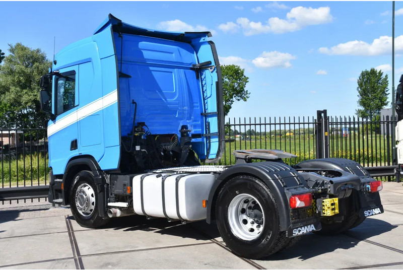 Scania R450 NGS 4x2 - RETARDER - 455 TKM - HYDRAULIC SYSTEM - ACC - NAVI - DIFF. LOCK - EXCELLENT CONDITION - - Tractor unit: picture 3 Scania R450 NGS 4x2 - RETARDER - 455 TKM - HYDRAULIC SYSTEM - ACC - NAVI - DIFF. LOCK - EXCELLENT CONDITION - - Tractor unit: picture 3