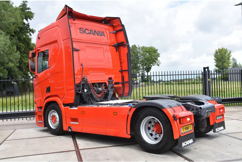 Scania R450 NGS 4x2NB - RETARDER - FULL AIR - PARK. AIRCO - PTO - LEATHER SEATS - 2 x FUEL TANKS - EXCELLENT CONDITION - - Tractor unit: picture 3 Scania R450 NGS 4x2NB - RETARDER - FULL AIR - PARK. AIRCO - PTO - LEATHER SEATS - 2 x FUEL TANKS - EXCELLENT CONDITION - - Tractor unit: picture 3