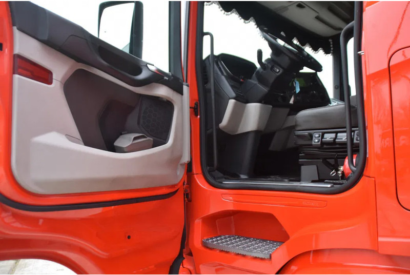 Scania R500 NGS 4x2 SUPER - NEW TACHO - ADR AT - 194 TKM - NAVI - LEATHER SEATS - 4 POINT AIR SUSP. REAR - ALCOA'S - LED - - Tractor unit: picture 4 Scania R500 NGS 4x2 SUPER - NEW TACHO - ADR AT - 194 TKM - NAVI - LEATHER SEATS - 4 POINT AIR SUSP. REAR - ALCOA'S - LED - - Tractor unit: picture 4