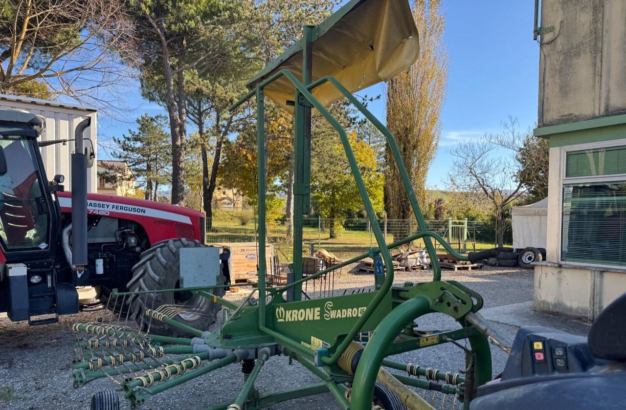 - Tedder/ Rake: picture 3 - Tedder/ Rake: picture 3