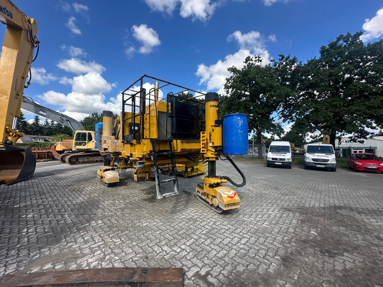 GOMACO 3300 - Slipform paver: picture 4 GOMACO 3300 - Slipform paver: picture 4