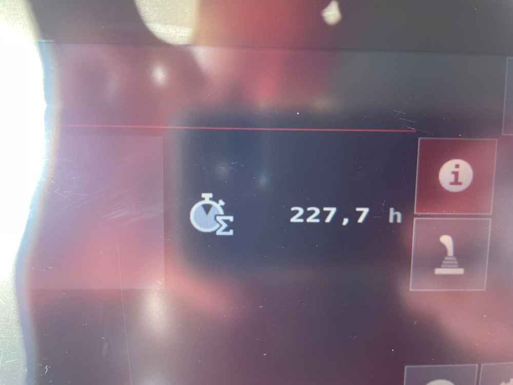 GRIMME VT 220F - Grape harvesting machine: picture 2 GRIMME VT 220F - Grape harvesting machine: picture 2