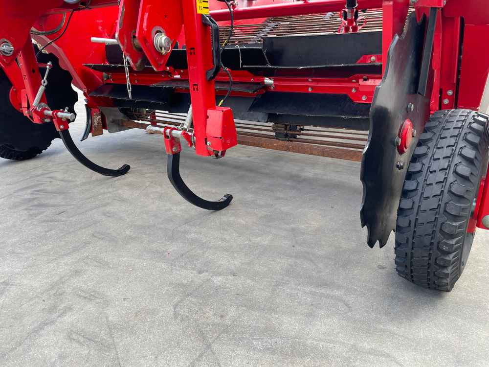 Grimme WV 205 - Grape harvesting machine: picture 2 Grimme WV 205 - Grape harvesting machine: picture 2