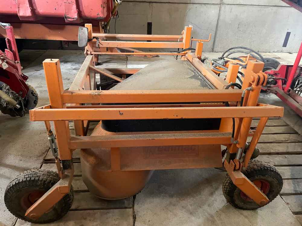 Keulmac LFK - Grape harvesting machine: picture 1 Keulmac LFK - Grape harvesting machine: picture 1