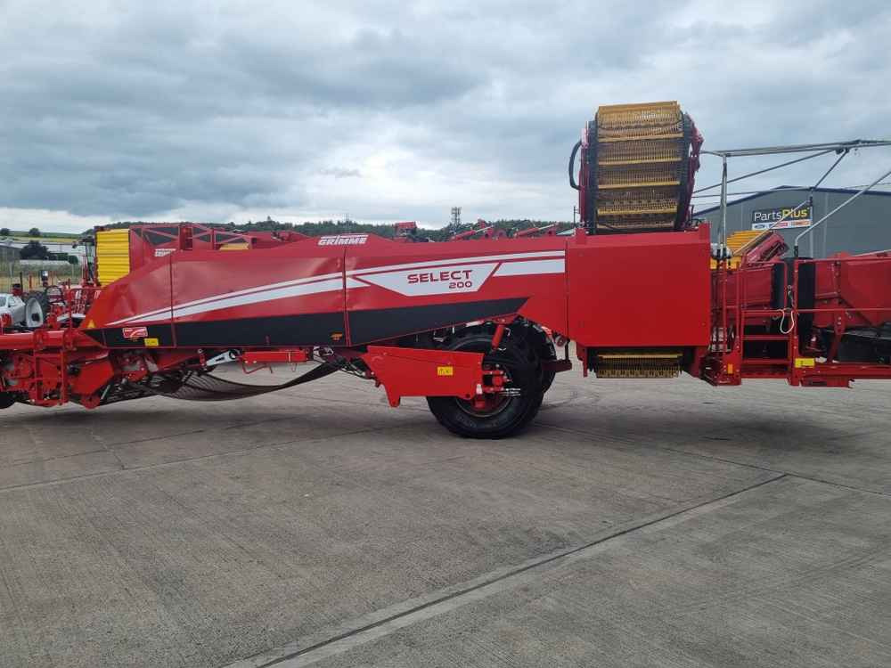 Grimme Grimme Select 200 2 Row Trailed Potato Harvester - Harvester: picture 2 Grimme Grimme Select 200 2 Row Trailed Potato Harvester - Harvester: picture 2