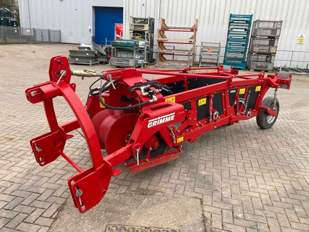 Grimme Grimme WH100 Single Row Potato Windrower - Harvester: picture 1 Grimme Grimme WH100 Single Row Potato Windrower - Harvester: picture 1