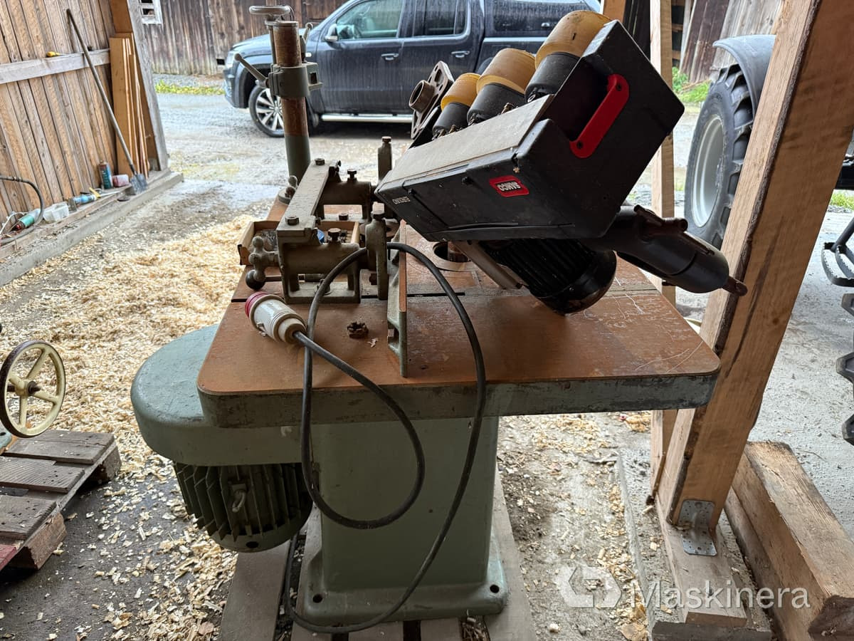 Bordsfräs med matarverk Jonsereds - Construction equipment: picture 5 Bordsfräs med matarverk Jonsereds - Construction equipment: picture 5