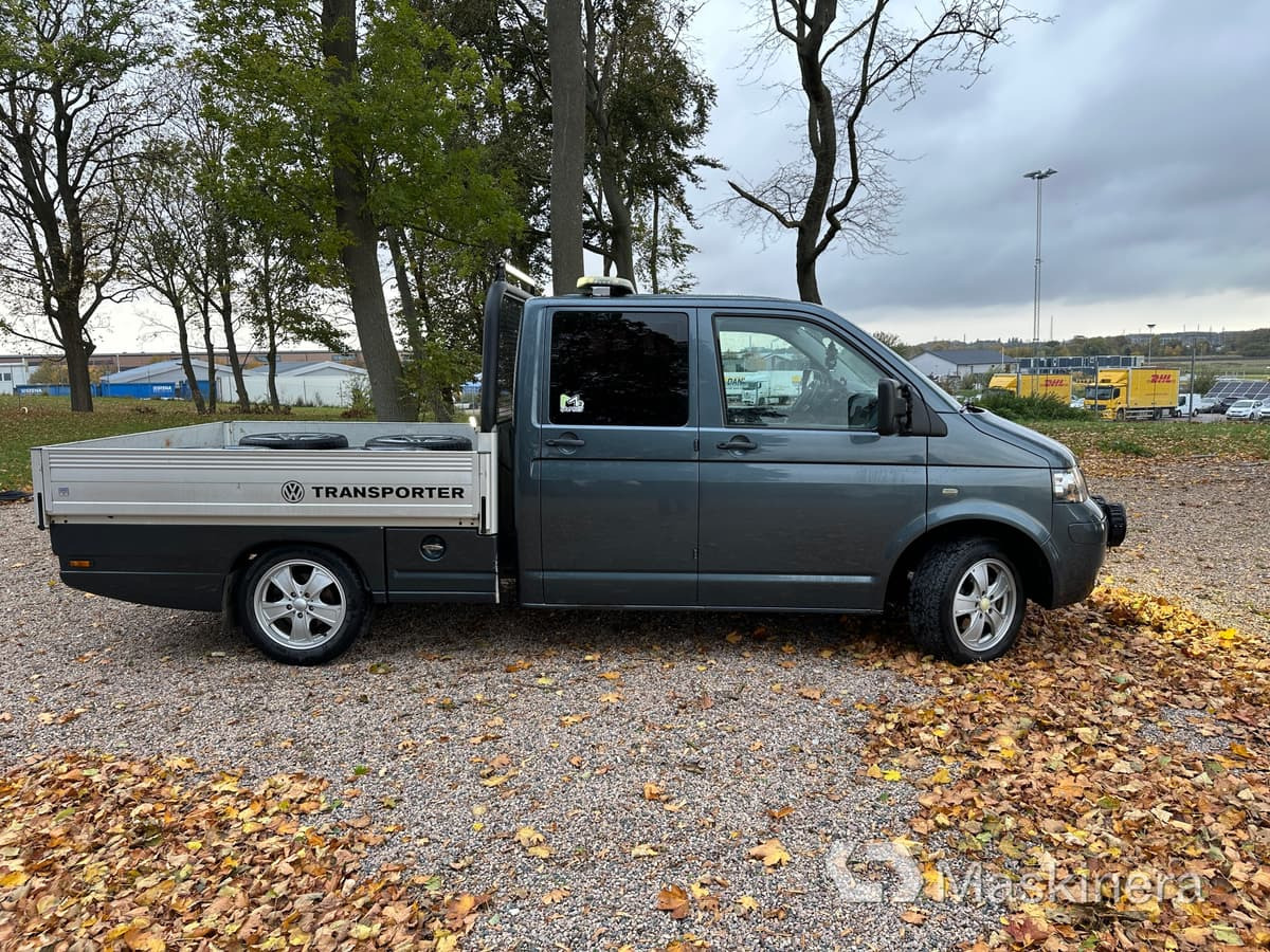 Flakbil Volkswagen Transporter dubbelhytt - Small van: picture 4 Flakbil Volkswagen Transporter dubbelhytt - Small van: picture 4