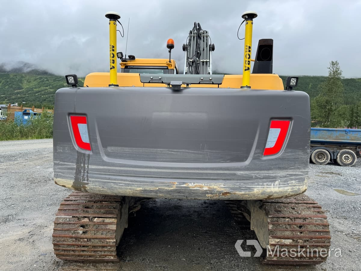 Grävmaskin Volvo EC220DL med tillbehör - Crawler excavator: picture 4 Grävmaskin Volvo EC220DL med tillbehör - Crawler excavator: picture 4