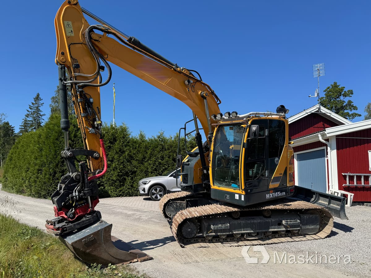 Crawler excavator Grävmaskin Hyundai HX145LCR: picture 1