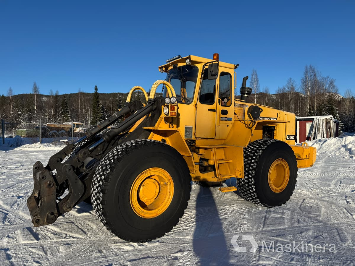 Hjullastare Volvo BM L120 - Wheel loader: picture 1 Hjullastare Volvo BM L120 - Wheel loader: picture 1