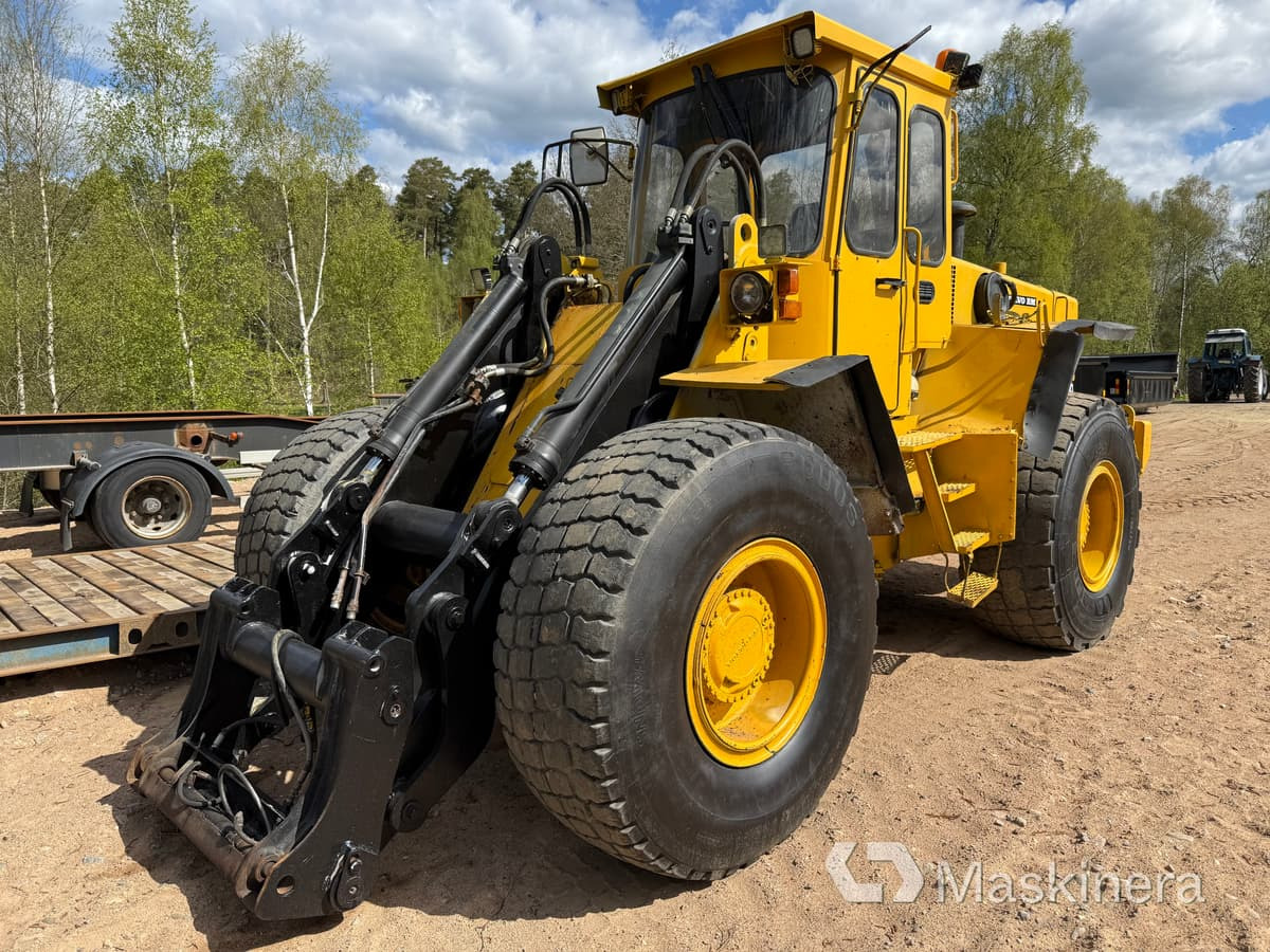 Hjullastare Volvo L90 - Wheel loader: picture 1 Hjullastare Volvo L90 - Wheel loader: picture 1