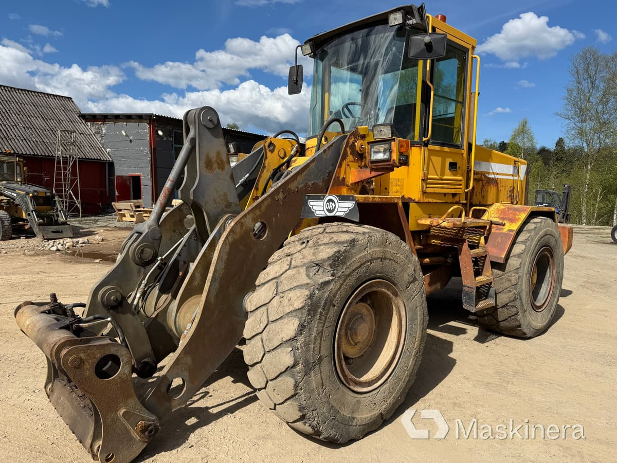 Hjullastare Volvo L90C - Wheel loader: picture 1 Hjullastare Volvo L90C - Wheel loader: picture 1