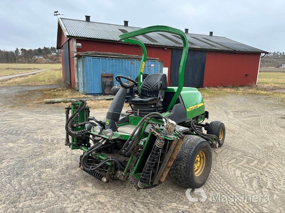 John Deere 7700 PC FM PrecisionCut Fairwayklippare - Garden mower: picture 1 John Deere 7700 PC FM PrecisionCut Fairwayklippare - Garden mower: picture 1