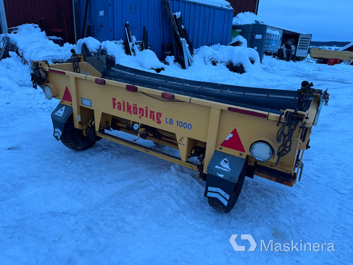 Falköping LB-1000 BL Sandspridare Falköping LB 1000 - Other machinery: picture 1 Falköping LB-1000 BL Sandspridare Falköping LB 1000 - Other machinery: picture 1