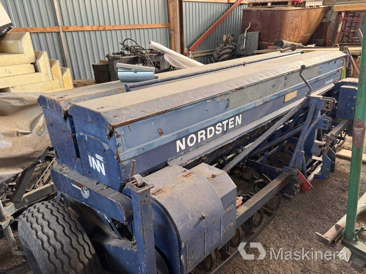 Såmaskin Nordsten Combi-matic (reparationsobjekt) - Seed drill: picture 3 Såmaskin Nordsten Combi-matic (reparationsobjekt) - Seed drill: picture 3